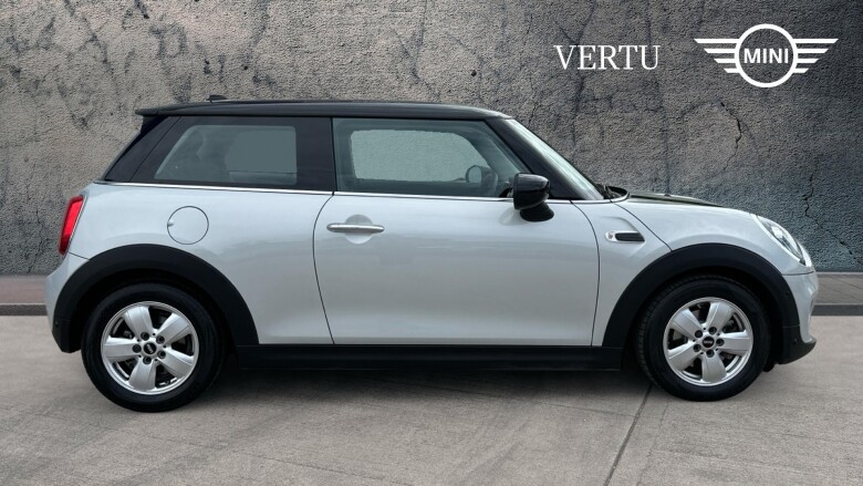 MINI Hatchback 1.5 Cooper Classic II 3dr Auto Petrol Hatchback
